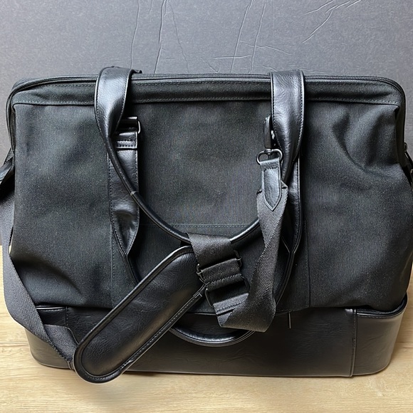 BEIS The Weekend Travel Bag BLACK - Picture 6 of 11